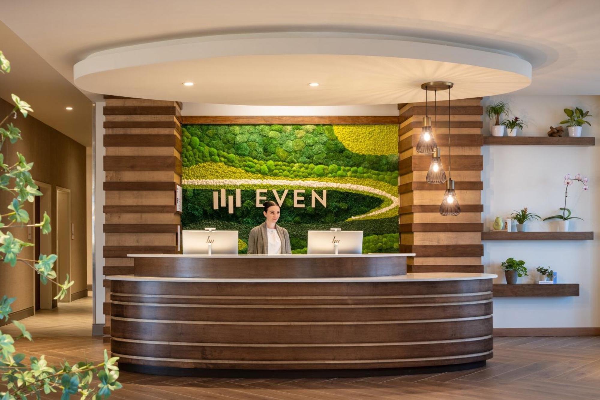 Even Hotel Bozeman Yellowstone Intl Arpt By Ihg Белгрейд Экстерьер фото